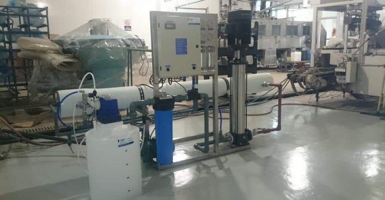 Osmosis Inversa OSMOVIC instalada en una empresa embotelladora en Catamarca